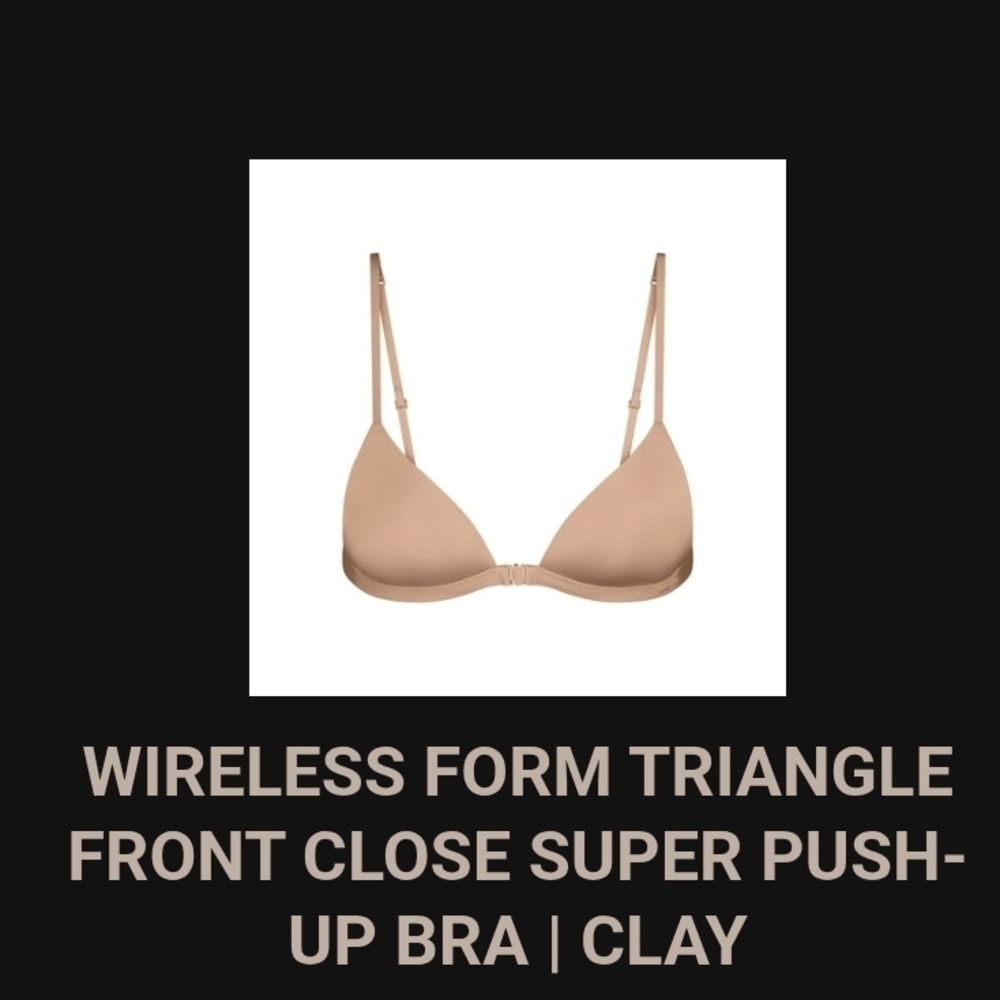 SKIMS Wireless Triangle Push-Up Bra - Clay